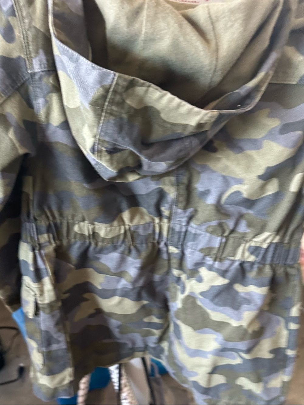 Cat & Jack Olive Green Camo Hooded Jacket for Kids - Picture 4 of 4